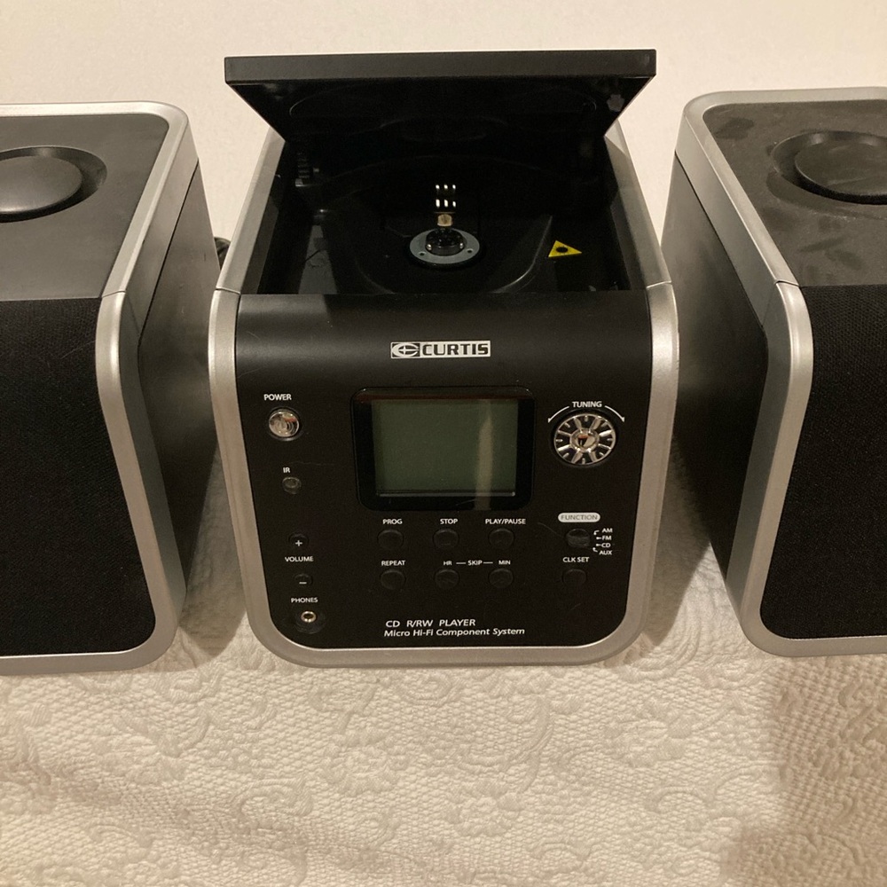 Black and Silver CD Player/Radio